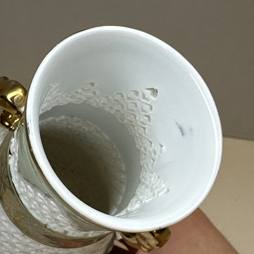 Reticulated Chinese Porcelain Vase Gold Handle White Flower Floral 8